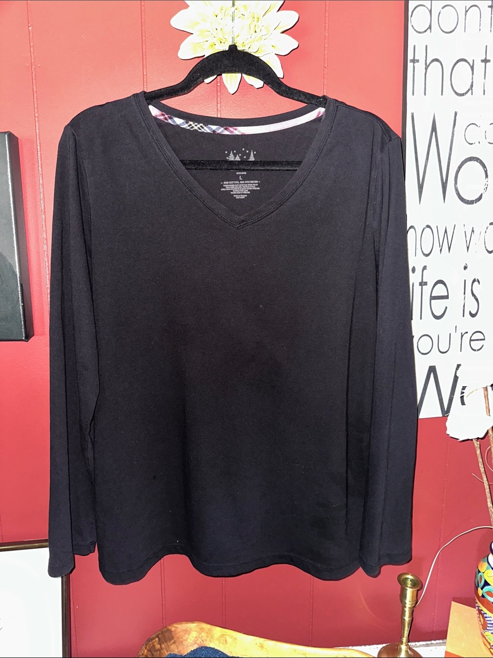 Sonoma V-Neck Long Sleeve Tee